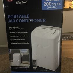 Portable air conditioner