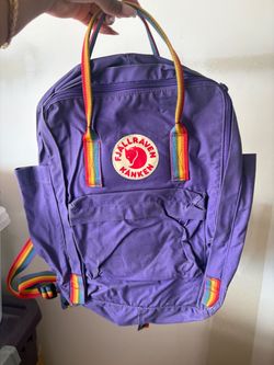 purple kanken backpack - great condition worn no more than 3x