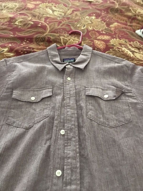 Men’s Patagonia shirt size medium