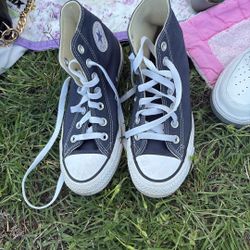 Navy Blue Converse Hi Tops 