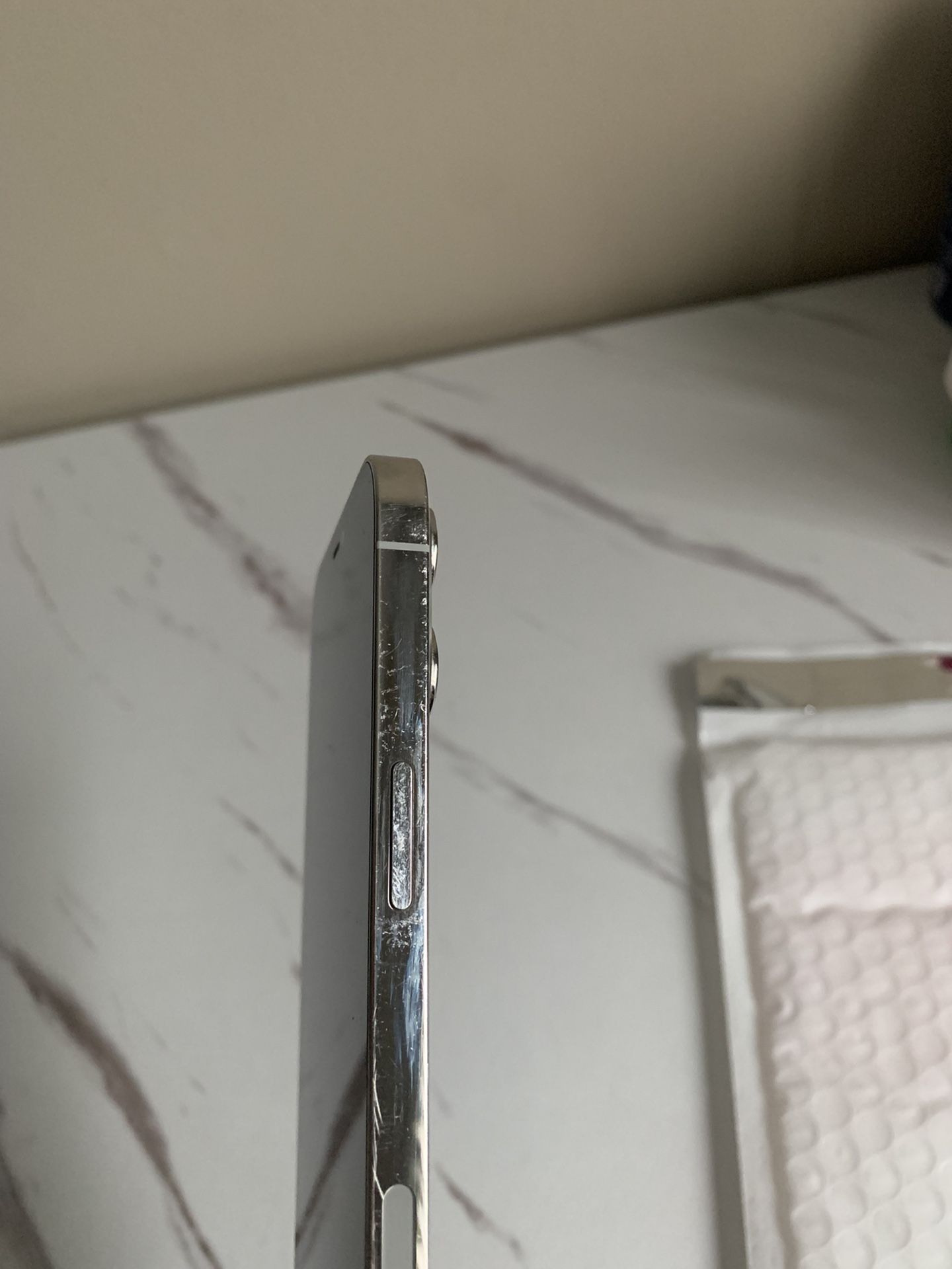 iPhone 12 Pro Max Silver / White 256gb Unlocked Good Condition for Sale