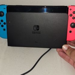 Nintendo Switch 