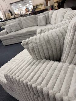 New Design Sectionals in STOCK!!! No Credit Needed