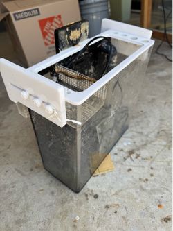 FUJI cube hand on the back refugium