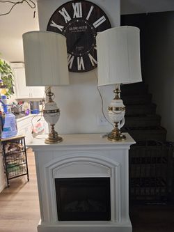 Elegant Vintage Gold Tone And White Ceramic  Lamps