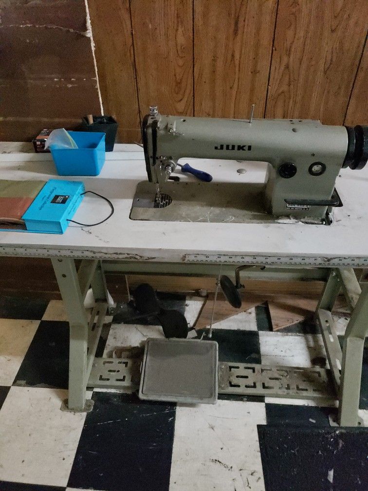Juki Sewing Machine