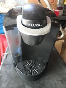 Single cup coffee maker in excellent condition