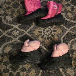 Winter Boots And Gloves Winter Gear UGG Boits