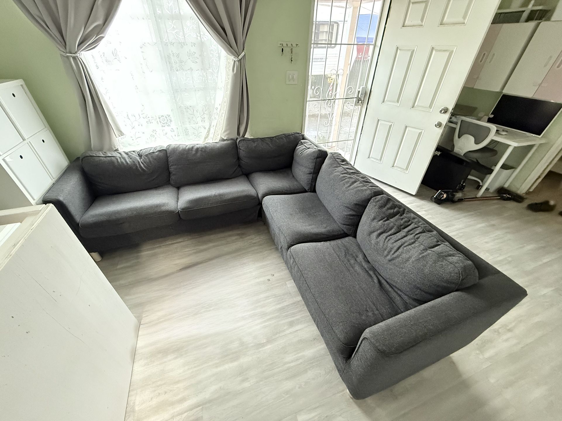 IKEA Parup 5 Seat L-Shaped Couch 92 1/2" x 92 1/2" x 27"