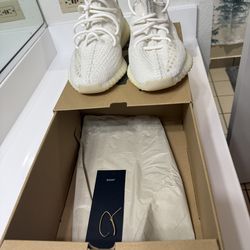 Yeezy 350 ‘Bone’ SIZE10