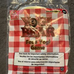 2010 Wendys Yogi Bear Feed Yogi Game NIP New Sealed