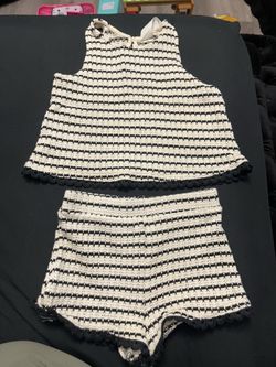 H&M girls set size 5t GOOD CONDITION