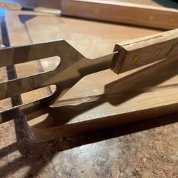 Jim Beam Tongs And Mini Cutting Board 