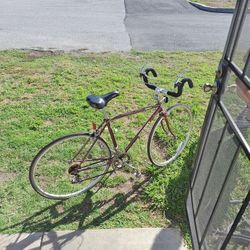 It's a ten speed sport bike