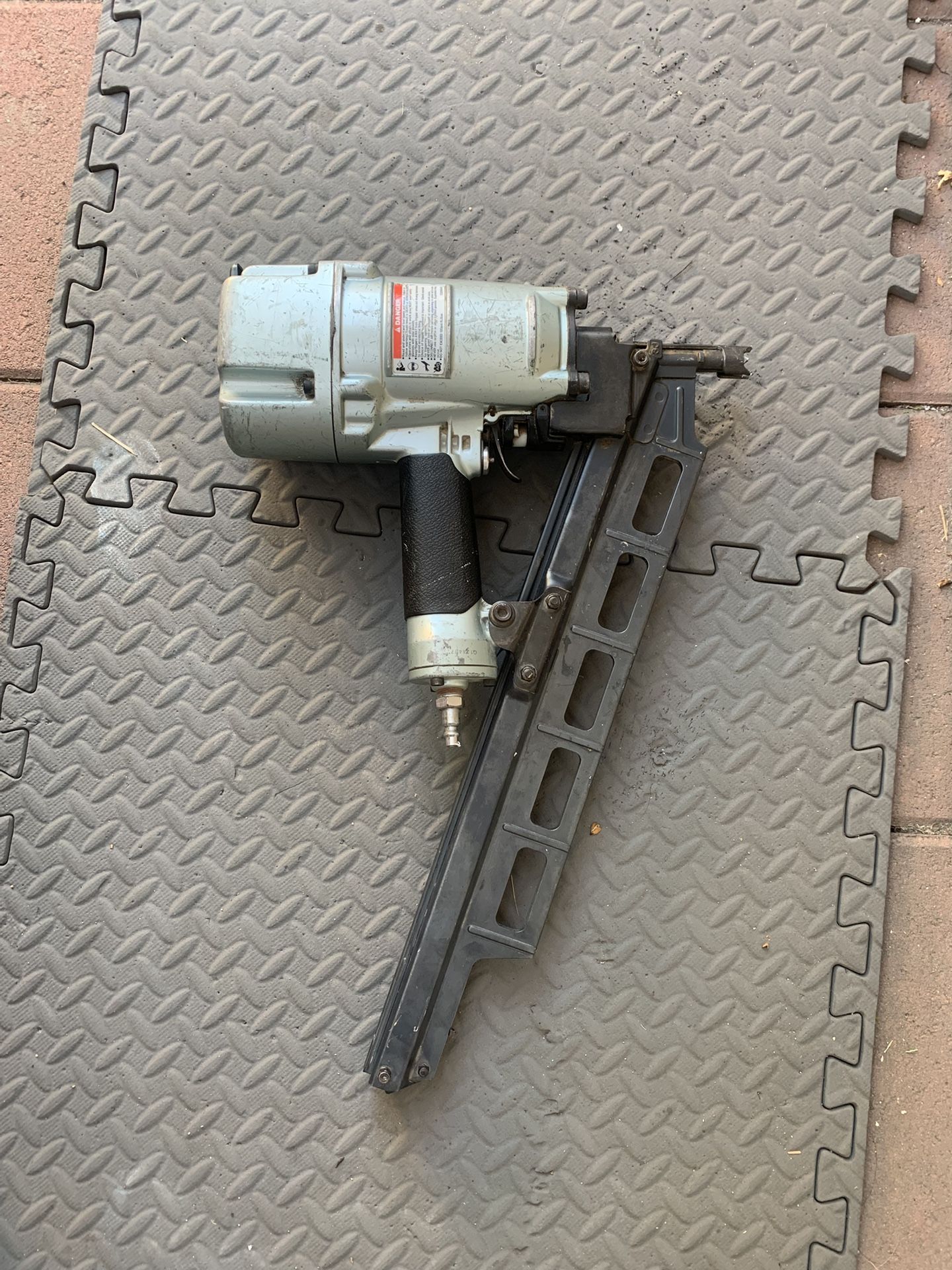 Hitachi Framing Air Gun