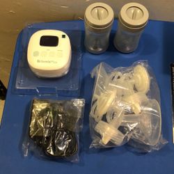 Breast pump (Ameda Mya) 