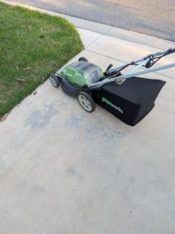 Electric mower