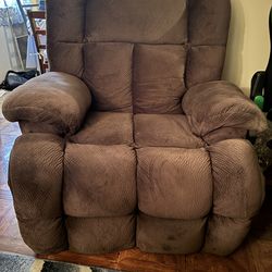 Couches & recliner for sale
