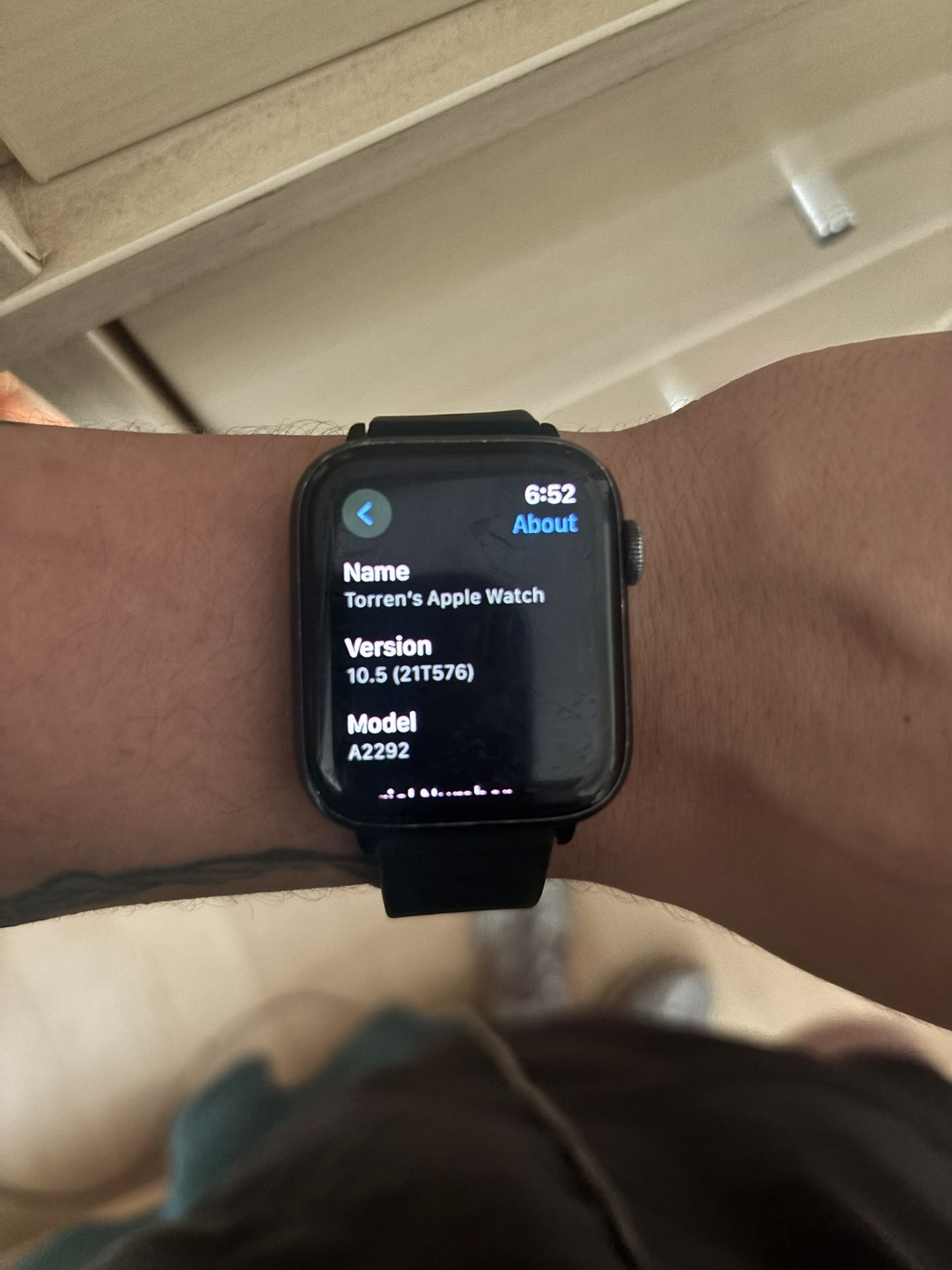 Series 6 Apple Watch 40 mm