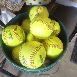 Girls Softballs And Bucket