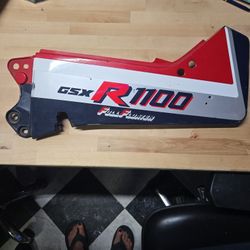 1986 Gssxr 1100 Left Tail Fairing