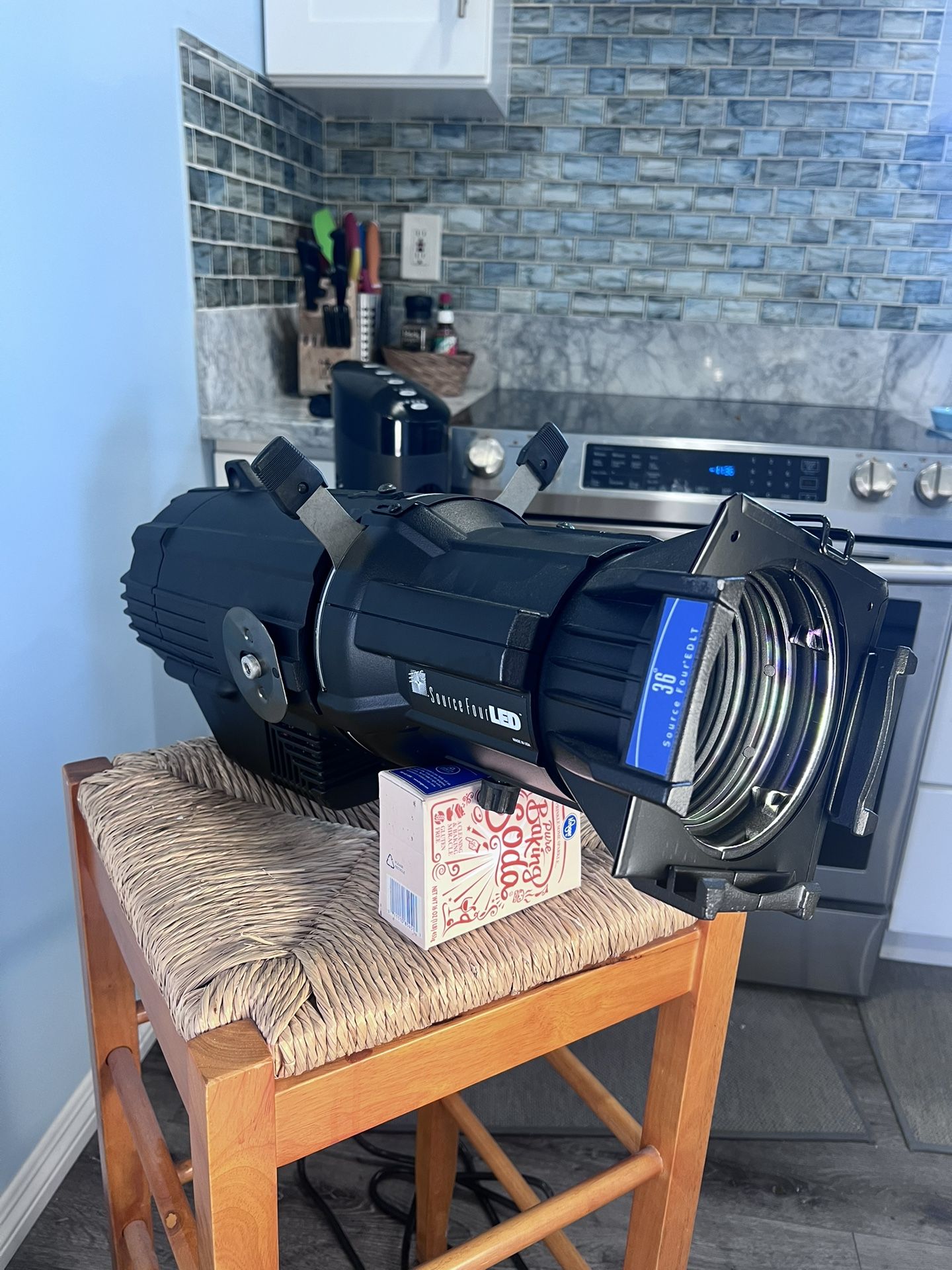 ETC SourceFour LED Tungsten HD Series 2 32 Degree Ellipsoidal Light