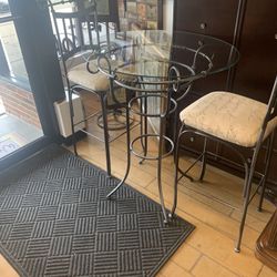 Beautiful  Bistro Tables And Chairs