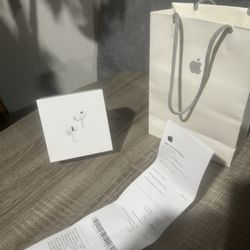 AirPods Pro 2 (USB-C) With Receipt And Store Bag
