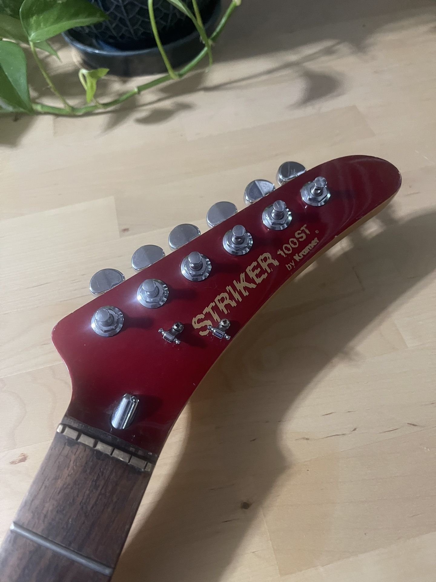 Striker 100 ST by KRAMER Guitar Neck