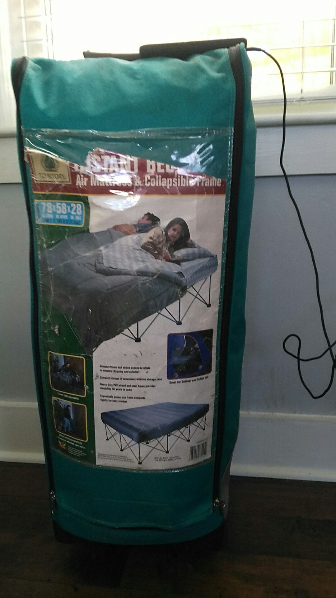 Instance camping bed