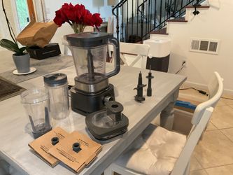 Ninja foodi, food processor, vegetable slicer, smoothie maker…etc.