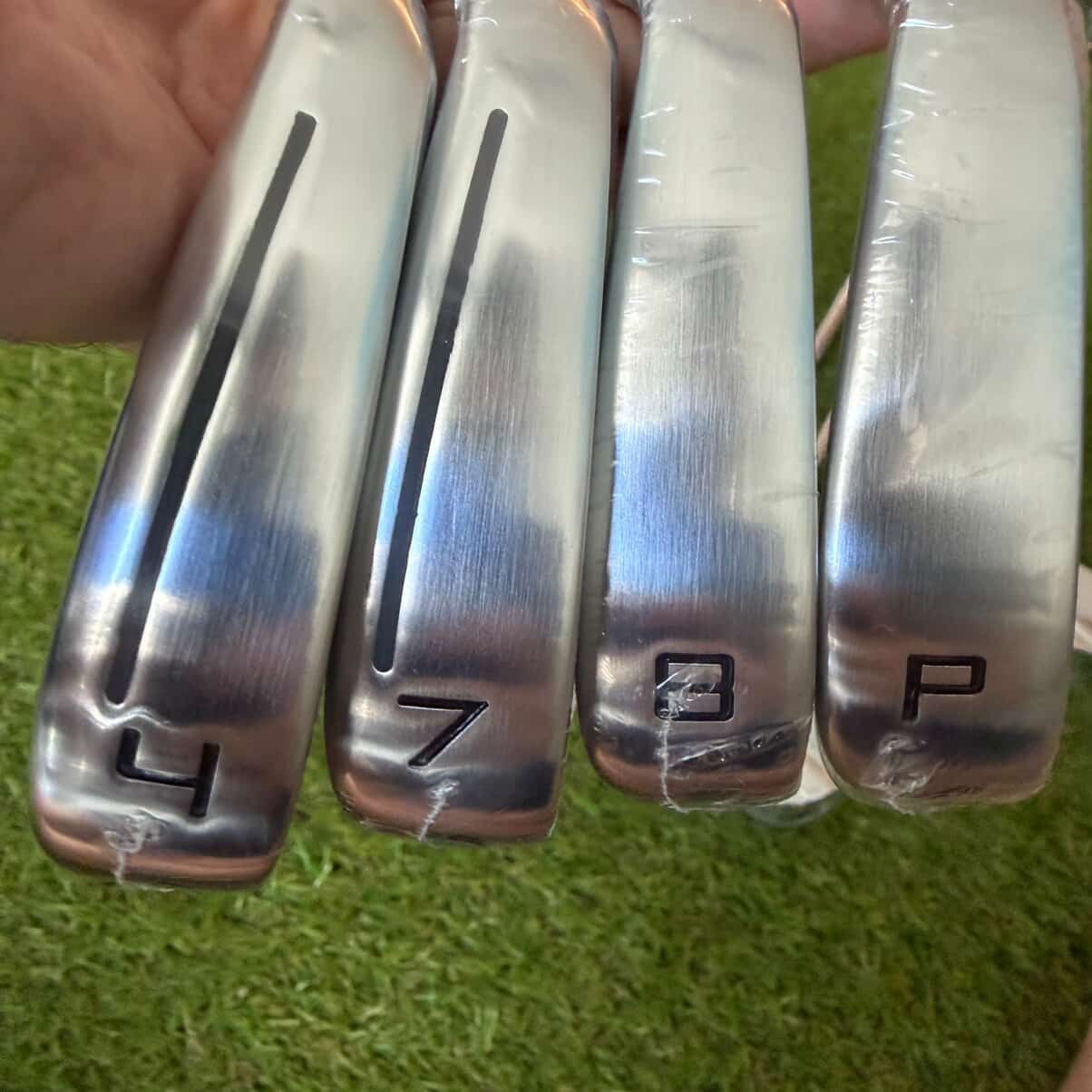 Taylermade P790 Irons Full Set