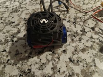 Traxxas velineon motor 3s- 4s stock maxx
