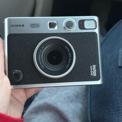 Fuji film Instead Mini Evo Camera