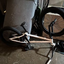 Elite Bmx  Bike