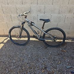 Cannondale Caad F7 Bike