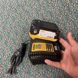 BATTERY CHARGER, TOOLS-POWER DEWALT BATTERY CHARGER 20V