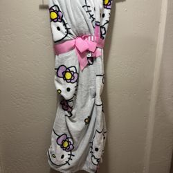 Hello Kitty Grey Butterfly Blanket 
