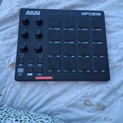 Akai Mpd218