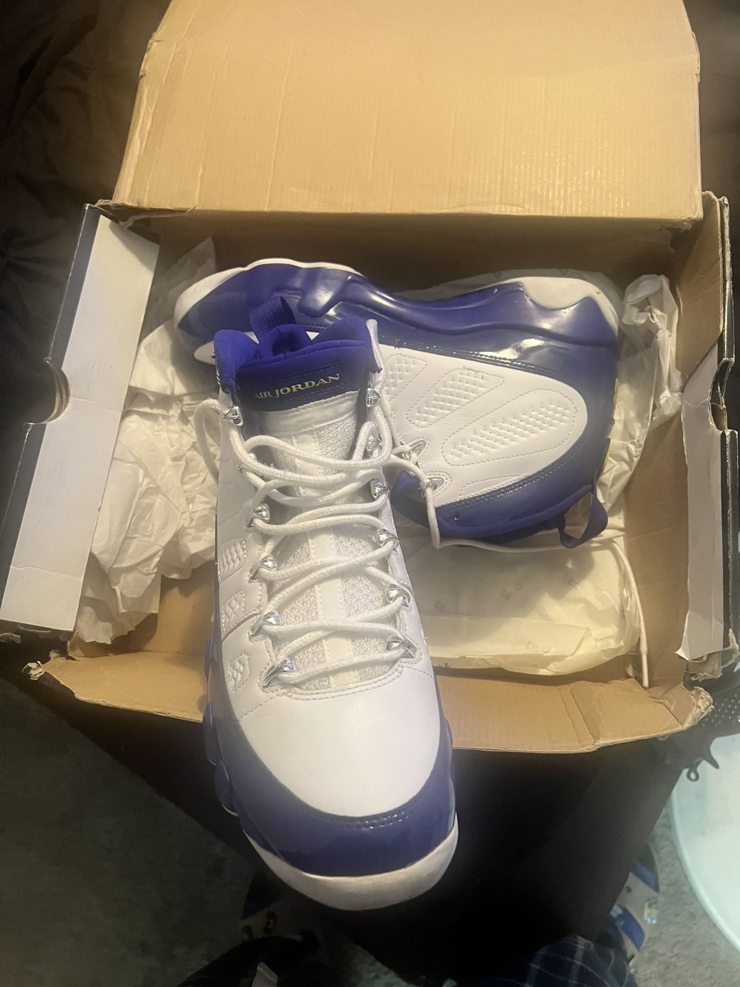 Retro 9 PE  Kobe Size 10 