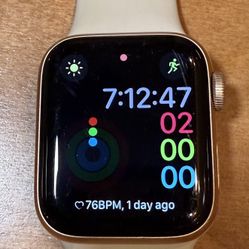 Apple Watch SE