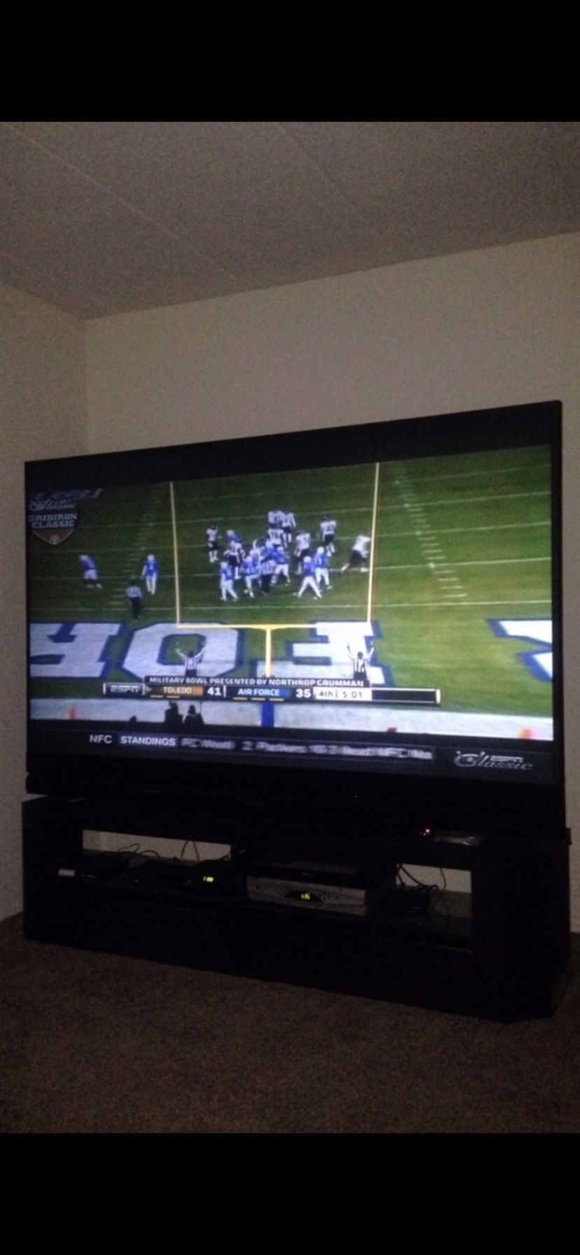 Mitsubishi 82 Inch Tv Good Condition With Surroundsound