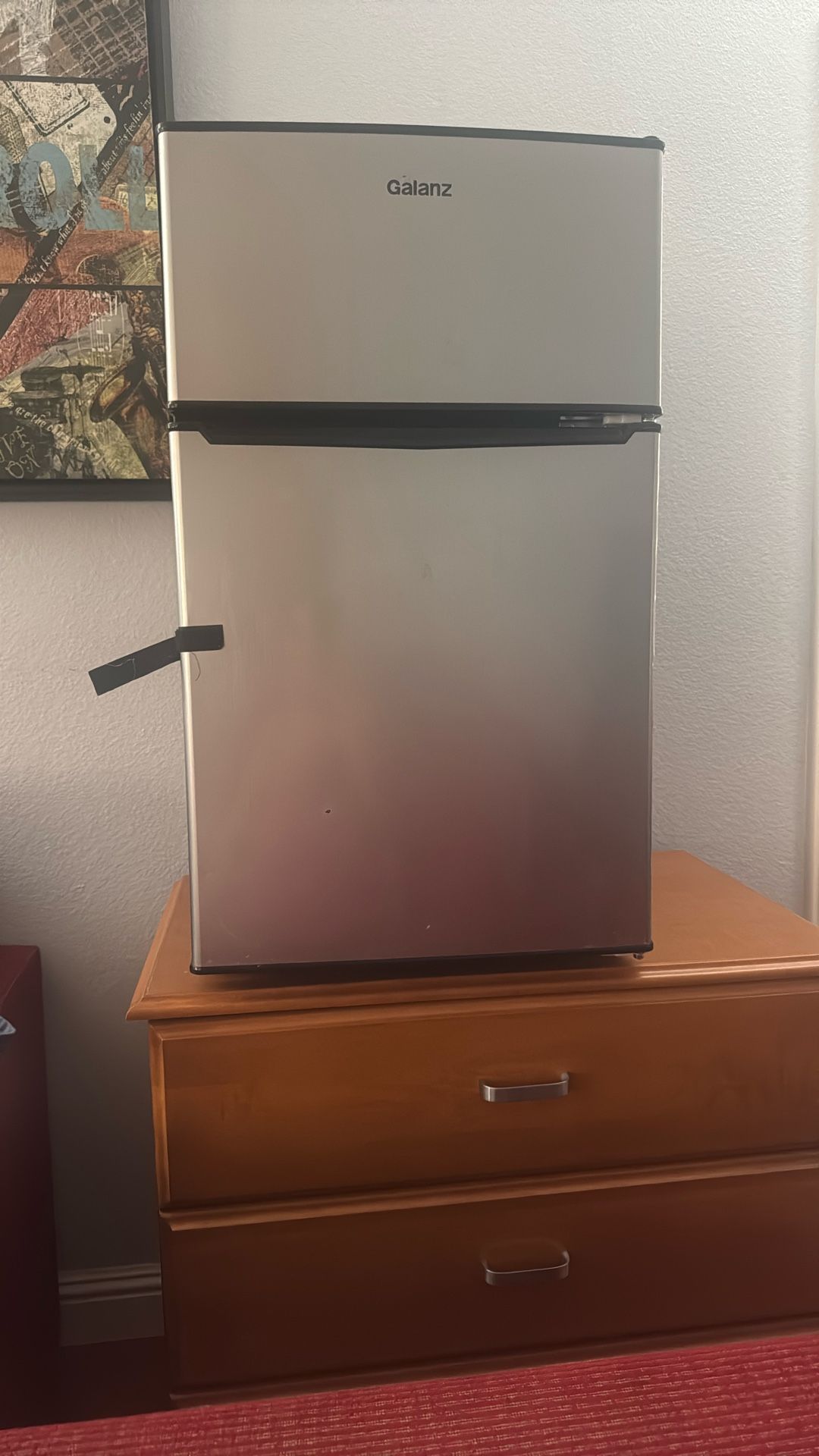 Mini Fridge And Freezer