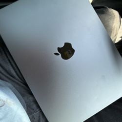 MacBook Pro 14 inch 