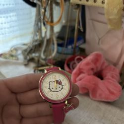 hello kitty women’s 