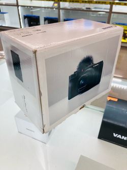 Canon Power Shot V1