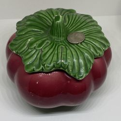 5” wide, 4” tall adorable ceramic tomato dish with stem and leaves lid