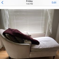 Chaise Lounge
