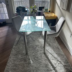 Dining table set (2 chairs)