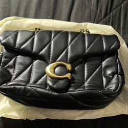 Coach Tabby Shoulder Bag (B)